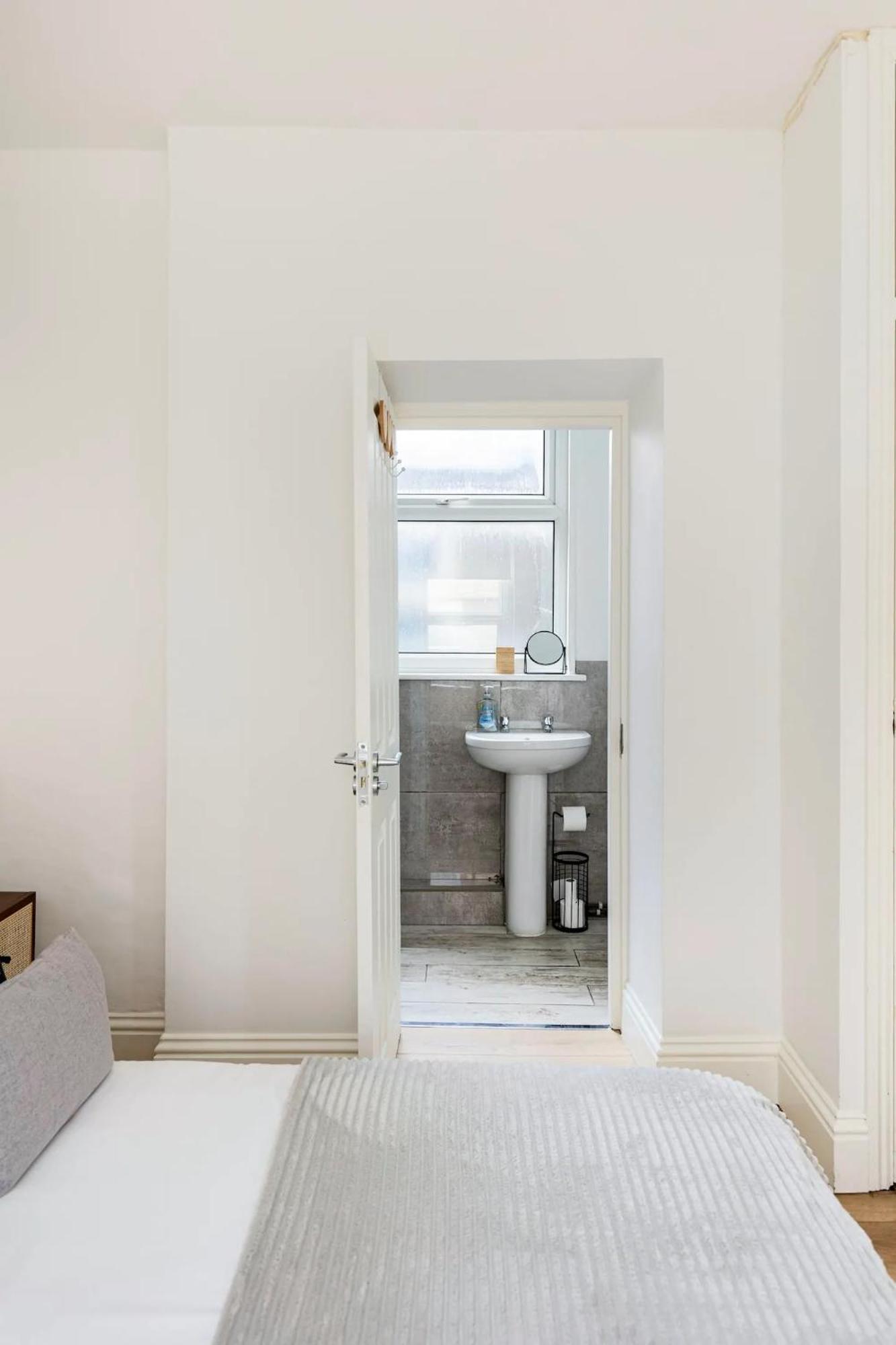 Stylish One Bedroom Apartment In Greater London Luaran gambar